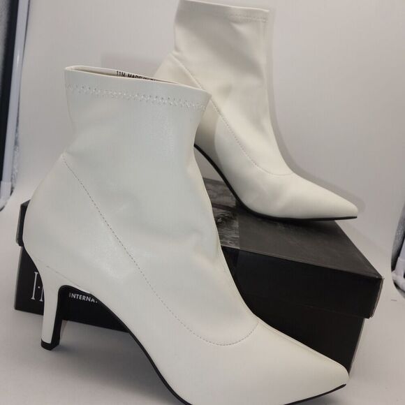 NEW INC International Concepts Women' s 11 White Bray Pointed Toe Ankle Booties - Picture 7 of 13